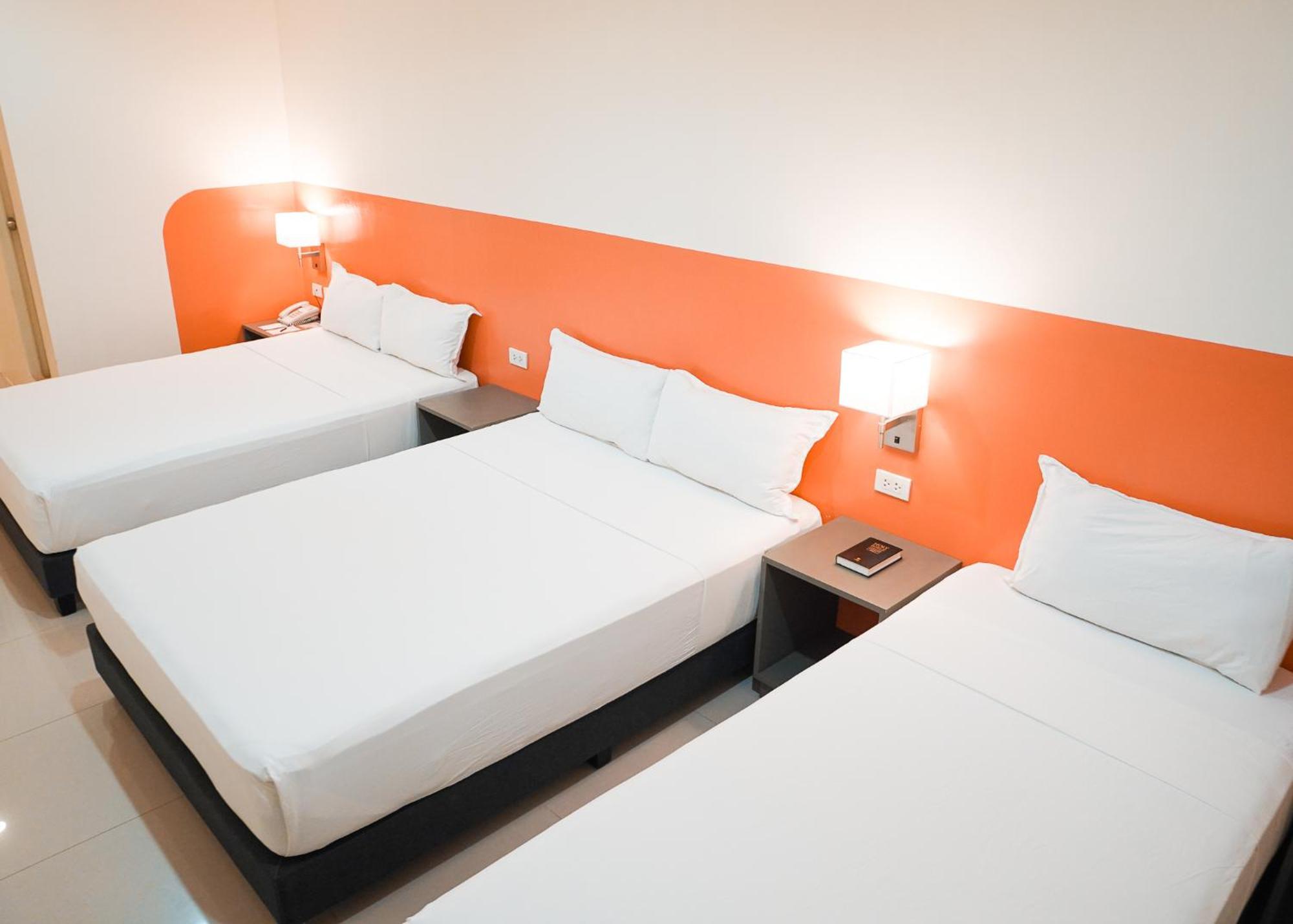 Travelbee Airport Inn Lapu-Lapu City Exterior foto